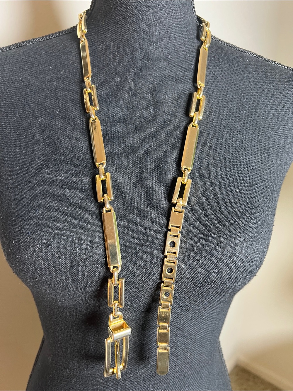 ESCADA Women’s Vintage Gold Tone Chain Link Metal Skinny Belt